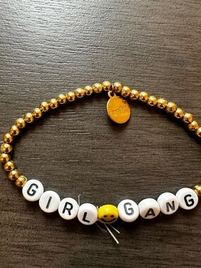 Gold Beaded 'GIRL GANG' Necklace with Yellow Smile Bead Candier